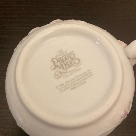 Vintage 1994 Precious Moments cup - Picture 9 of 9
